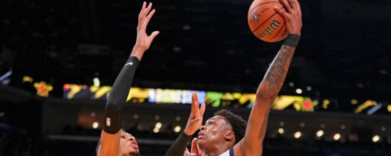 Milwaukee Bucks Officially Sign 19-Year-Old Prospect