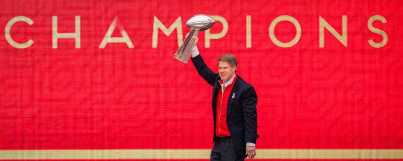 Who owns the Kansas City Chiefs? Hunt family wealth, history explained