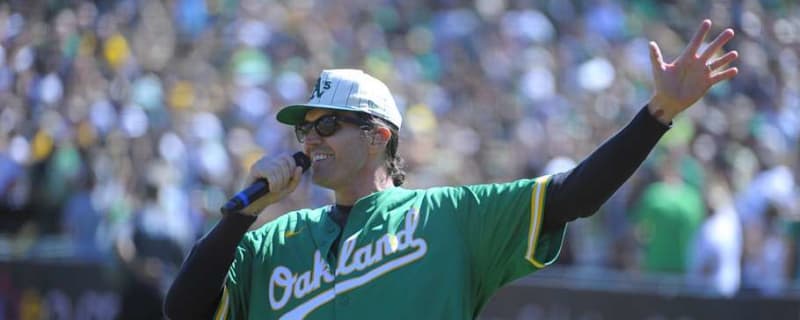Former San Francisco Giant Helps Send Off Former Team