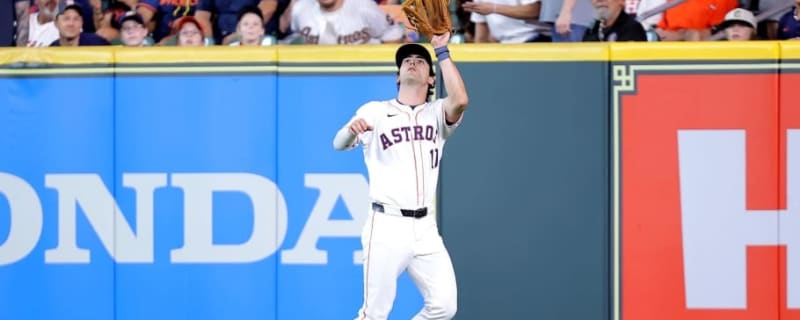Houston Astros&#39; Joey Loperfido Makes Incredible Juggling Catch at the Wall