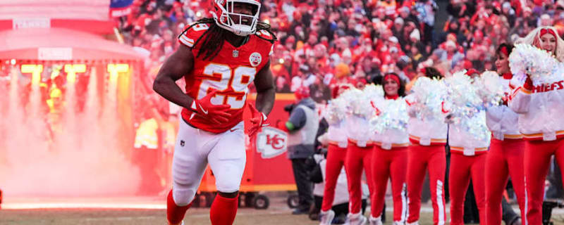 Kareem Hunt&#39;s redemptive reunion with Chiefs should earn him another shot in 2025