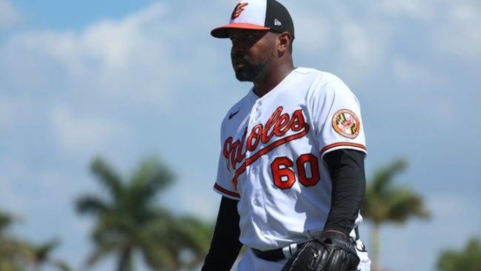 Report: RHP Mychal Givens opts out of deal with Marlins