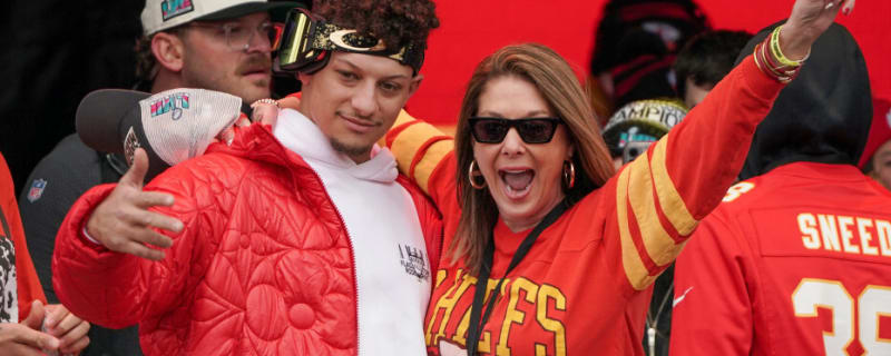 Patrick Mahomes&#39; Mom Shares Major Life Update on Monday