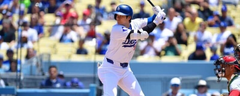  Shohei Ohtani Hits First Walk-Off With Dodgers In Extra Innings