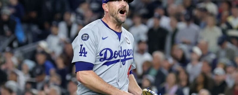 Daniel Hudson Receives 2024 Dodgers World Series Ring During Visit To Chase Field
