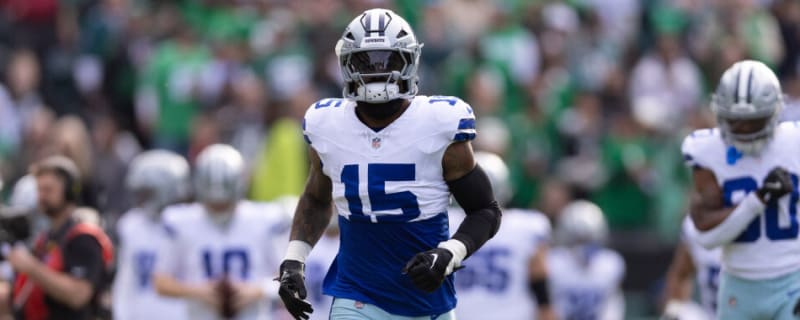 Cowboys waste no time filling Ezekiel Elliott's former roster spot