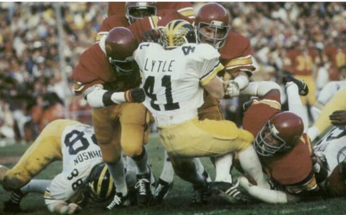 1977: USC 14, Michigan 6