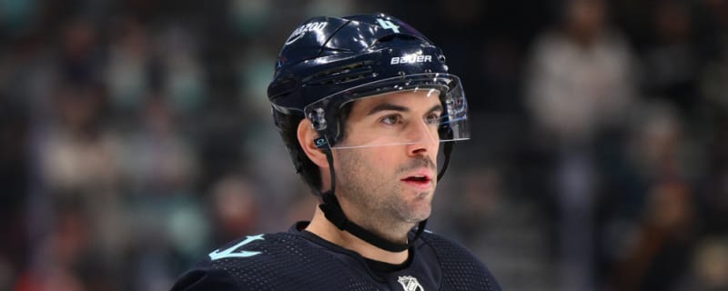 Maple Leafs Need a Right-Shot D-Man: Why Not Justin Schultz?