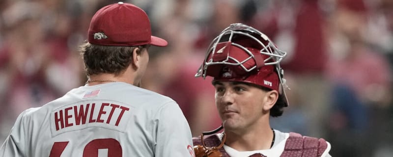 No. 3 Arkansas baseball beats No. 5 Texas A&M, clinches SEC West