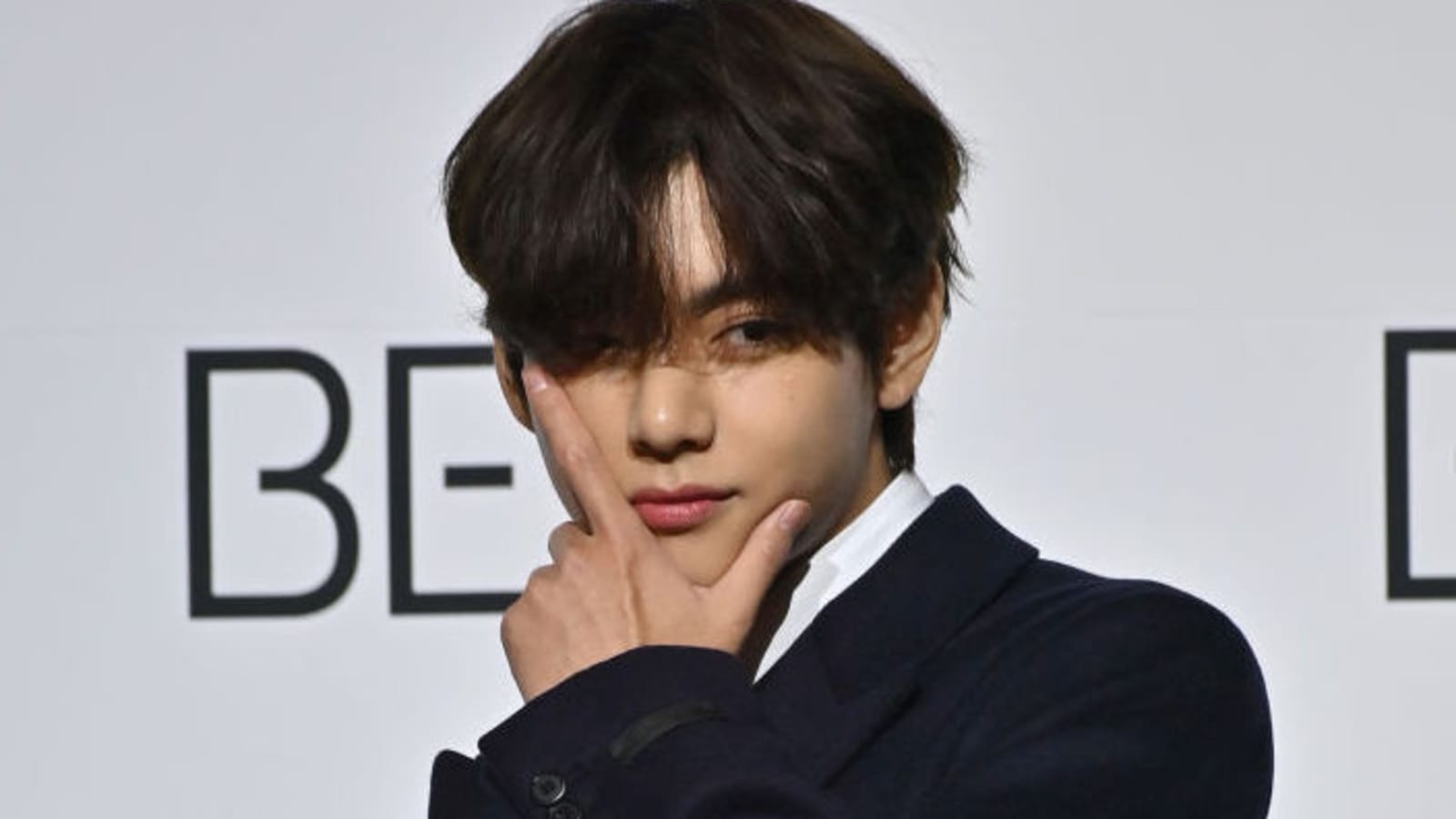 &#39;TAEHYUNG IS BTS TOO&#39; Trends as HYBE Removes V&#39;s Fancams, While Others Remain