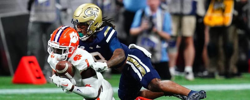 2 Texas Longhorns Named to 2024 Lott Trophy Watchlist