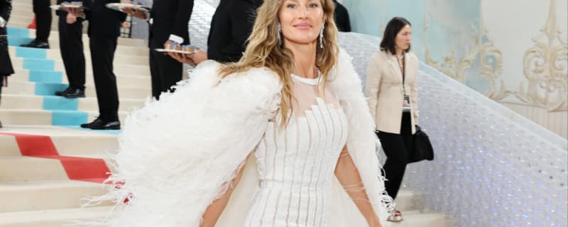 Gisele Bundchen welcomes her third child