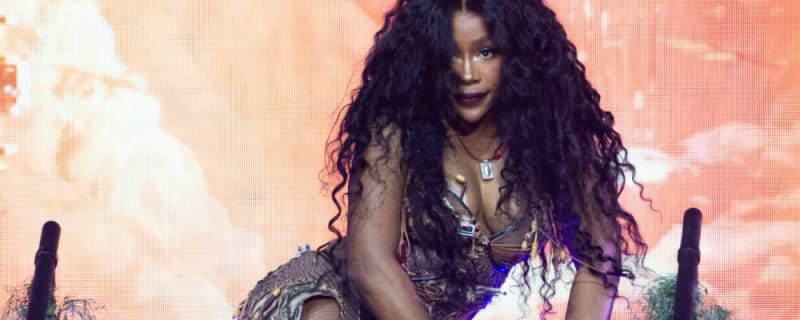 SZA was worried that fans would only go to Grand National Tour shows for Kendrick Lamar