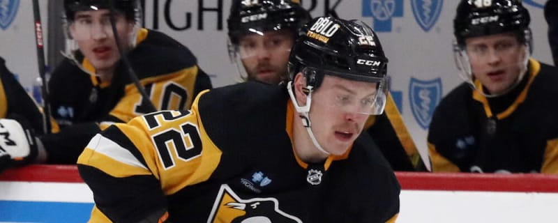 Penguins sign forward Sam Poulin to a two-year extension