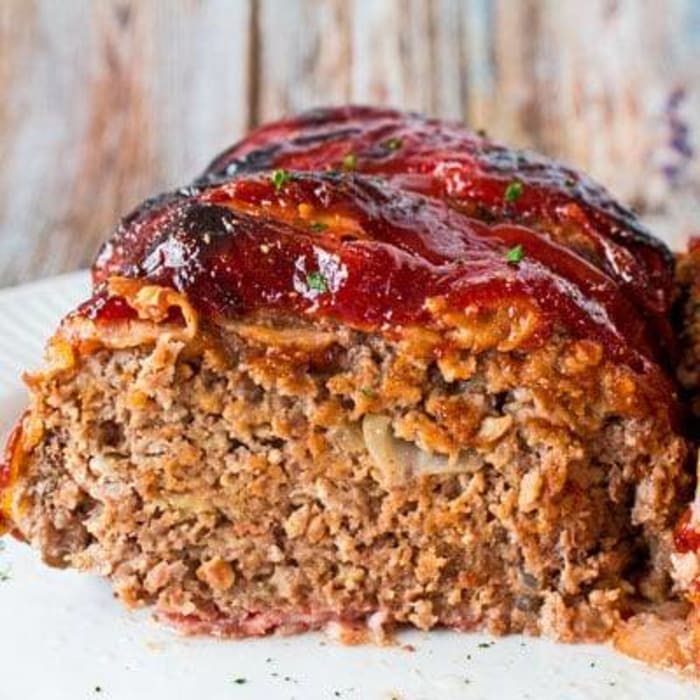 Bacon-wrapped meatloaf