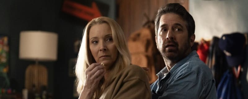 ‘No Good Deed’: Ray Romano & Lisa Kudrow Put Their House Up for Sale in First Teaser (Video)