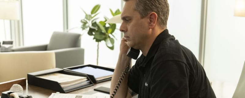 Why ‘American Sports Story’ Star Thomas Sadoski Hopes Series Makes NFL Angry