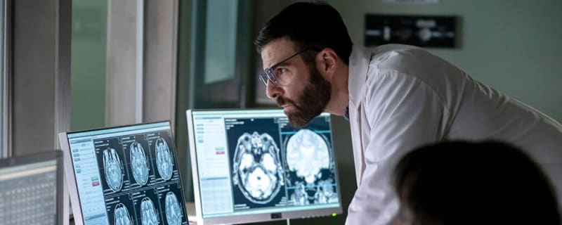 Roush Review: Zachary Quinto as a Brain Whisperer in NBC’s ‘Brilliant Minds’
