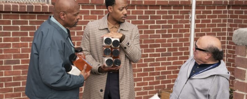 ‘Abbott Elementary’: William Stanford Davis on Going Toe-to-Toe With Danny DeVito’s Frank Reynolds