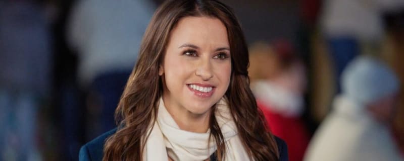 Hallmark’s ‘Haul Out the Halloween’: Lacey Chabert Stages a ‘Halloweentown’ Reunion