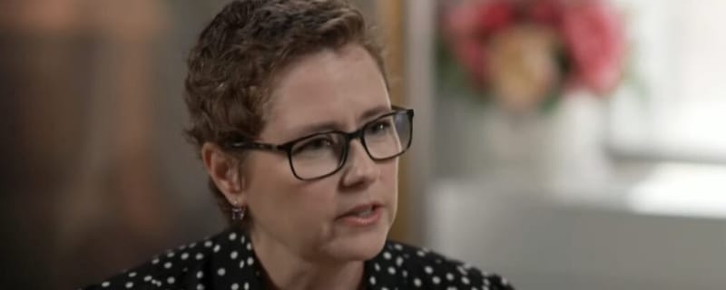 Jenna Fischer Details Hair Loss During Chemo & ‘Amazing’ Support From Family (Video)