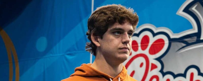 How departures of star pass-catchers may impact Texas' Manning