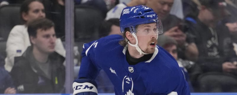 Watch: Leafs turn up the physicality in Game 3 vs. Bruins