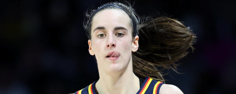 Caitlin Clark Reveals True Feelings on Iowa Hawkeyes’ New Coach After Lisa Bluder’s Retirement