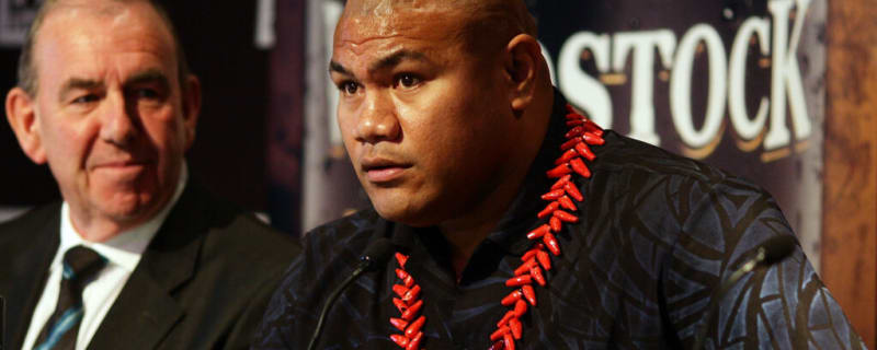 David Tua terrified comedian who asked a question about his mom… ‘You better be careful’