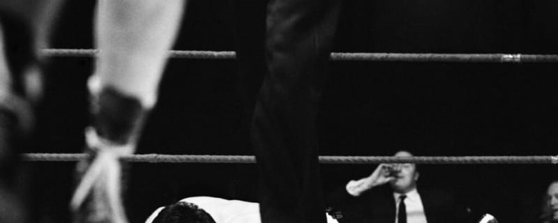 Boxer whose mother jumped in the ring and beat his opponent with her heels