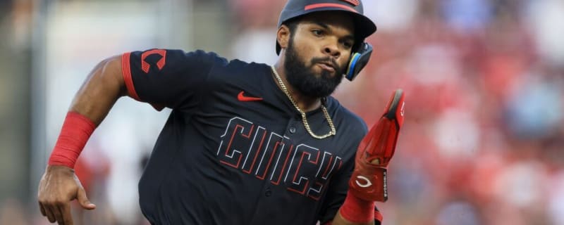 Reds Rookie Sensation Sets Unprecedented MLB Record