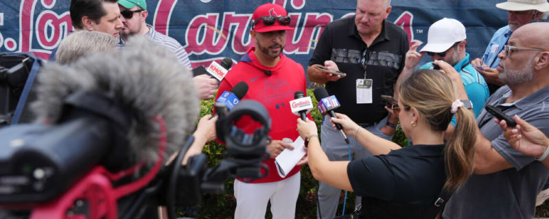 Cardinals Manager Calls on Fans to Show Up for Young Players
