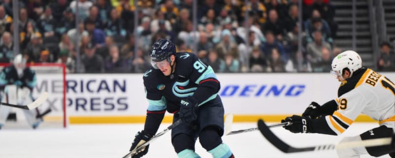 New Jersey Devils Acquire Scoring Forward