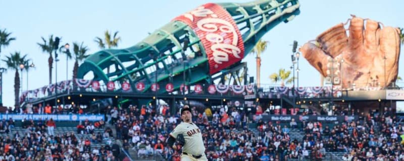 SF Giants Get Cy Young Winner Back Against the Pirates