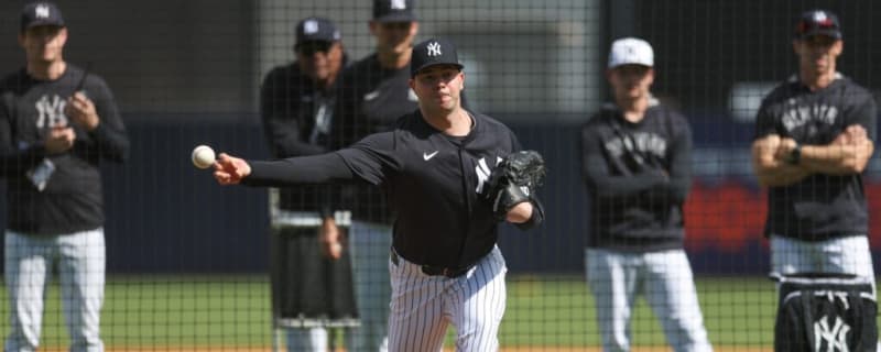 Yankees Lose Reliever Hamstring Strain, Out for ‘Some Time’