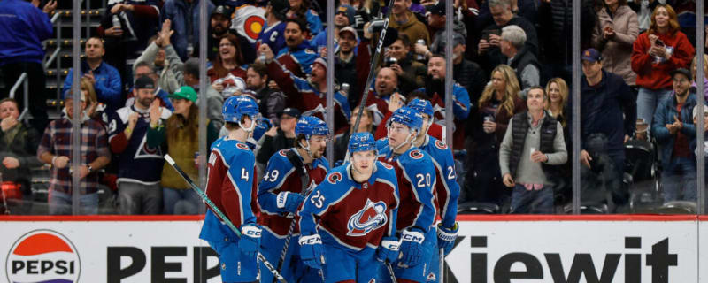 Colorado Avalanche Re-Sign Key Depth Contributor