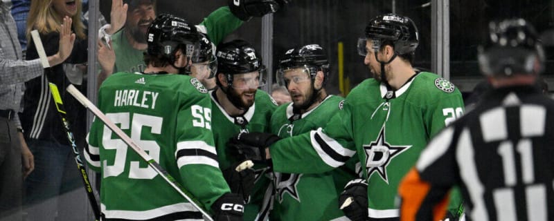 Veteran Forwards Playoff Performance Helps Carry Stars