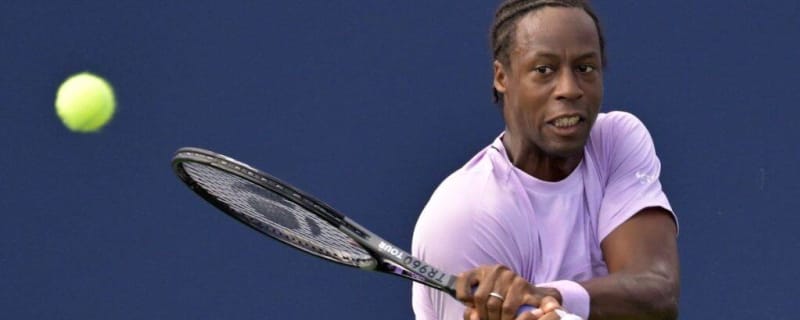 Gael Monfils Bids Farewell to Melbourne With Trademark Magic