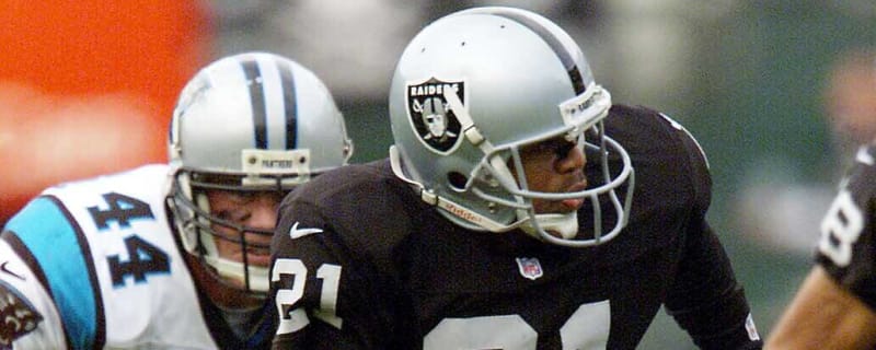 15 Finalists For 2024 Pro Football Hall Of Fame Class