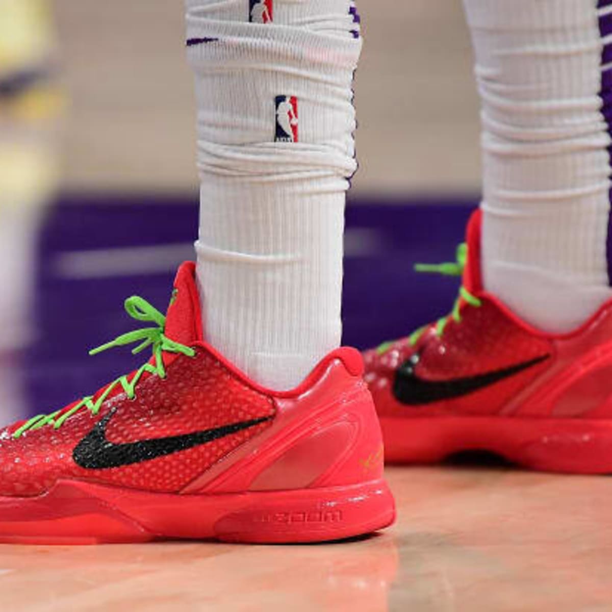 Nike Kobe 6 Reverse Grinch Rumored to Shock Drop on Tuesday