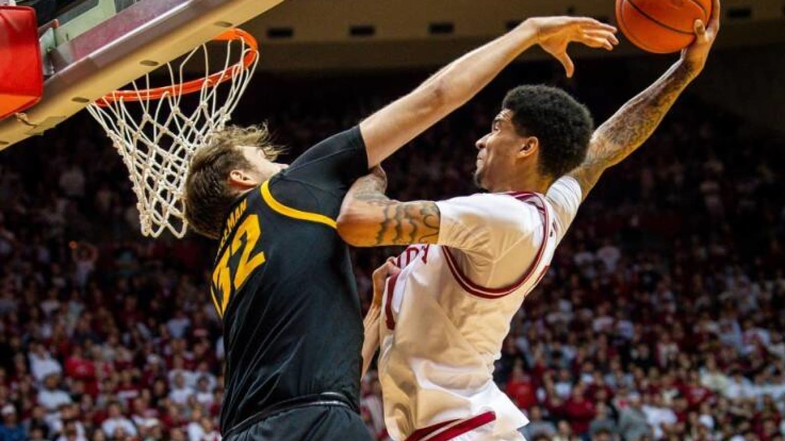 ‘We Needed Him Back in the Worst Way’: Kel’el Ware Dominates Iowa in Return From Injury