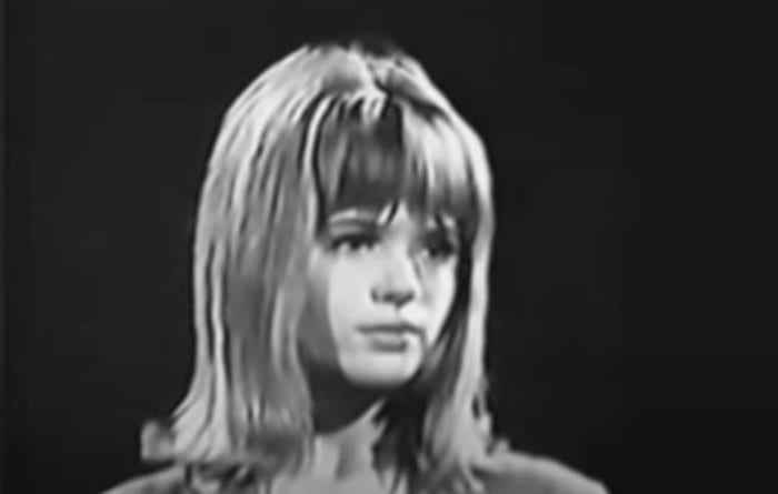 "While the tears pass" by Marianne Faithfull (1964)