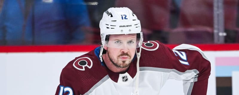 Flyers place center on unconditional waivers for contract termination