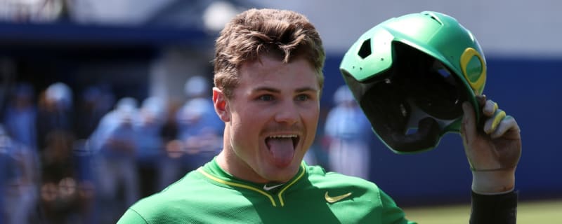 Houston Astros will allow Bryce Boettcher to play 2024 football season with Oregon