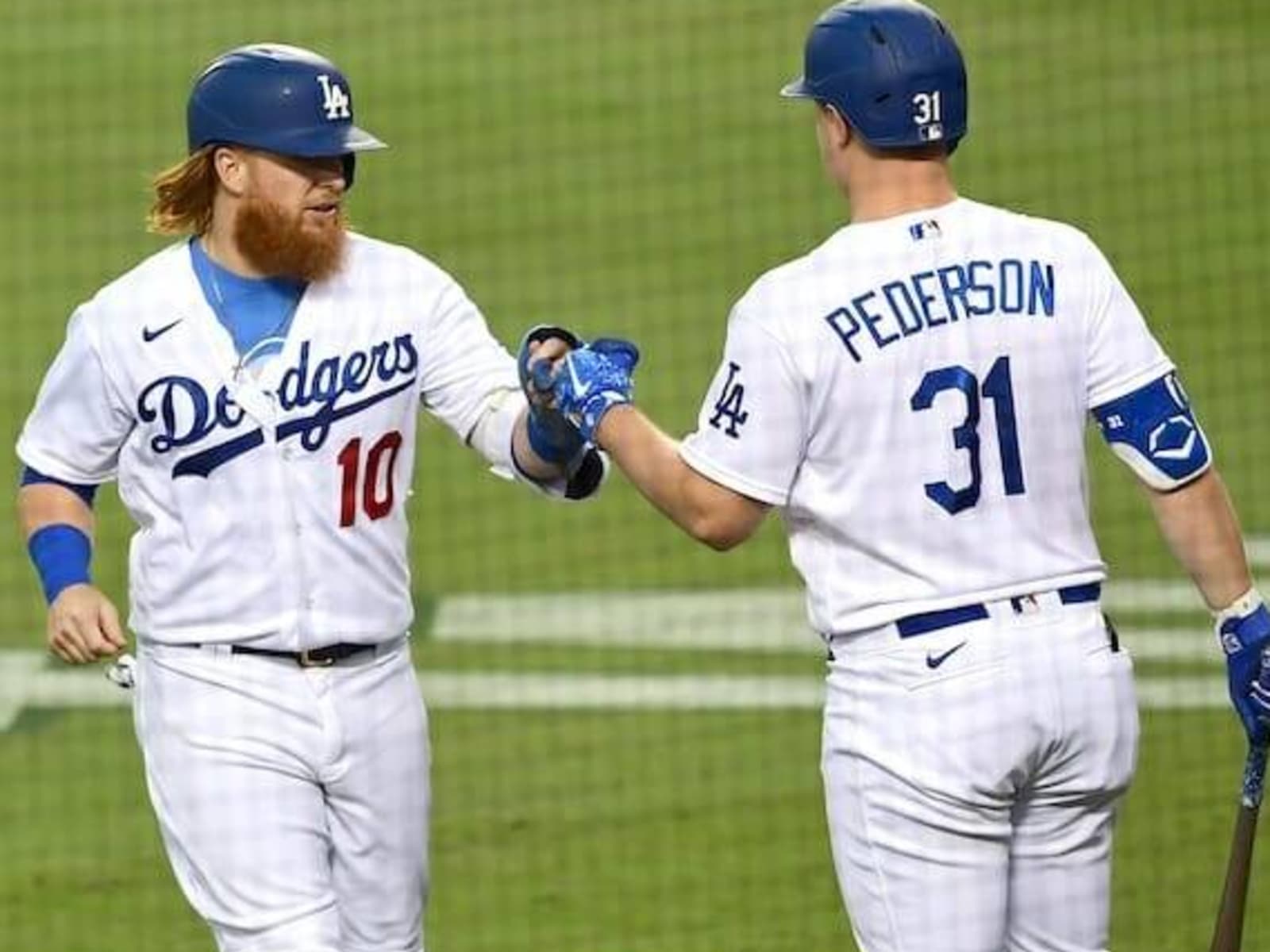 Joc Pederson does dugout pushups to atone for not hustling on the double he  crushed