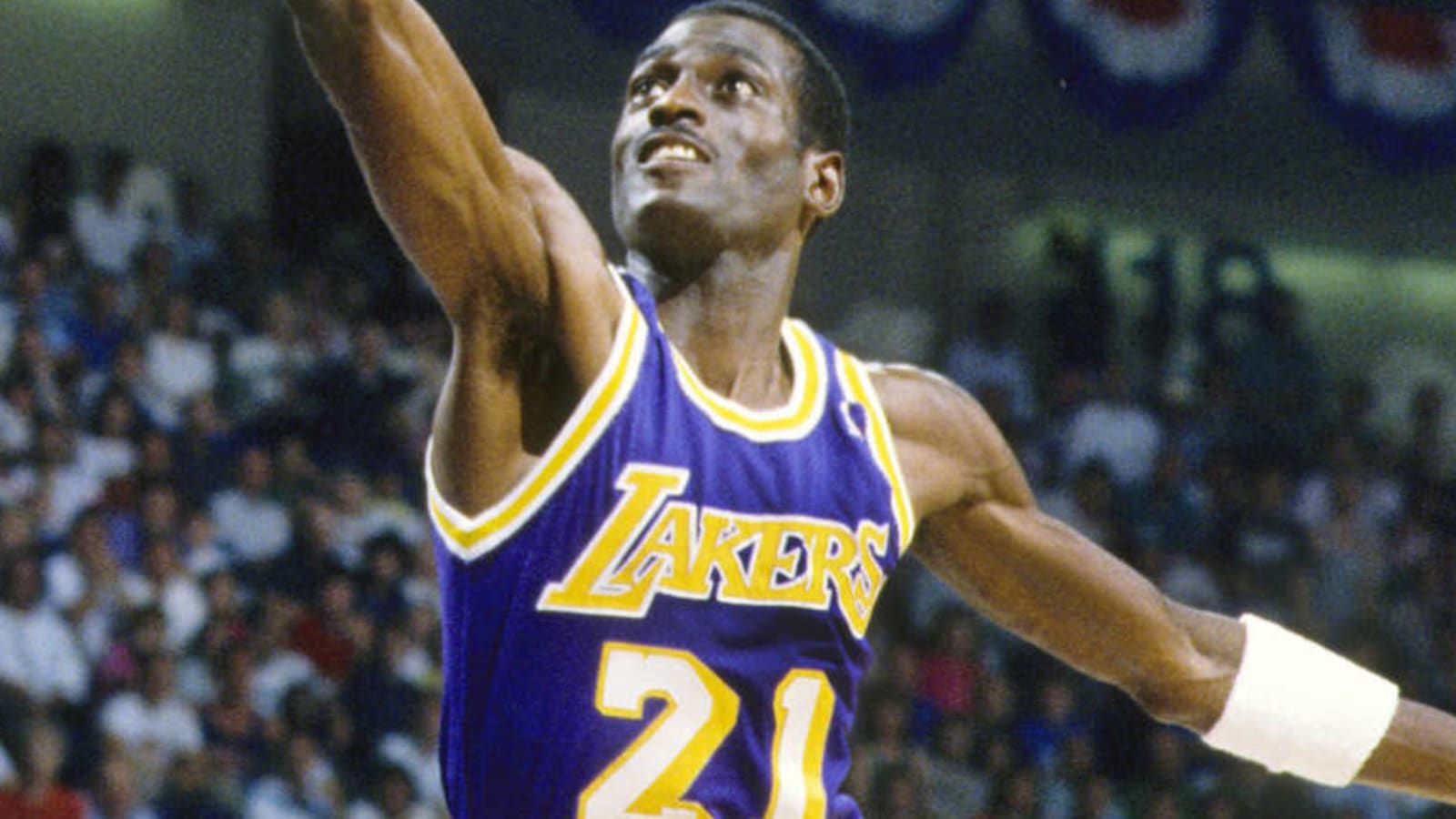  Magic Johnson & James Worthy Reveal Michael Cooper Was Elected To 2024 Basketball Hall Of Fame Class