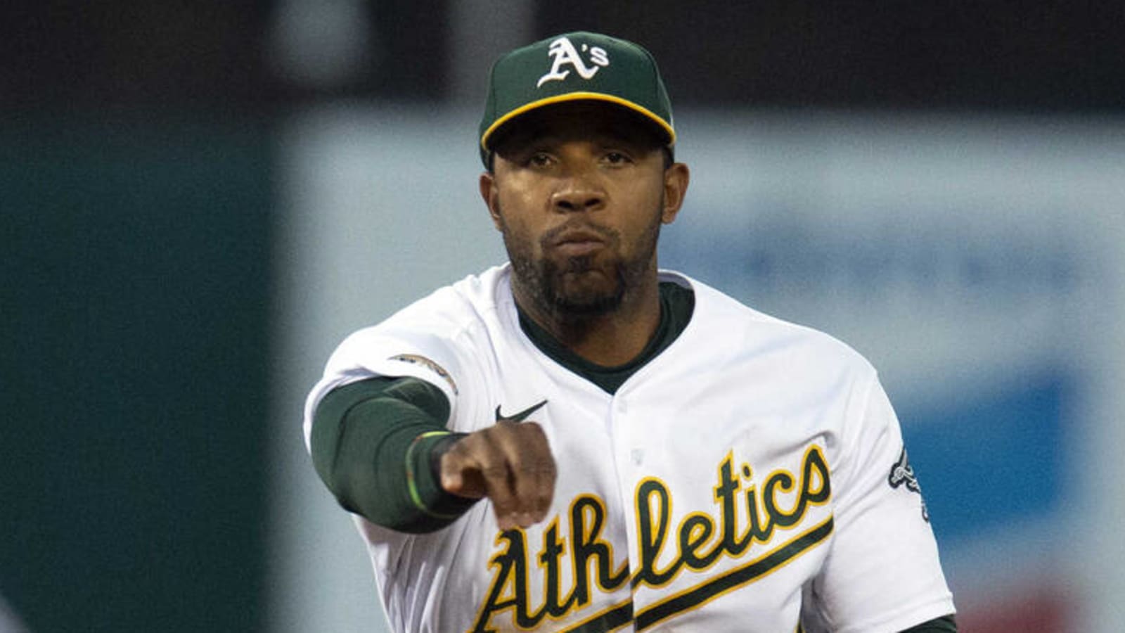 Elvis Andrus calls out Athletics over playing time