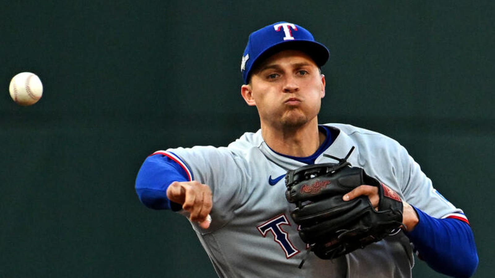Seager makes history doing nothing in Rangers ALDS Game 2 win
