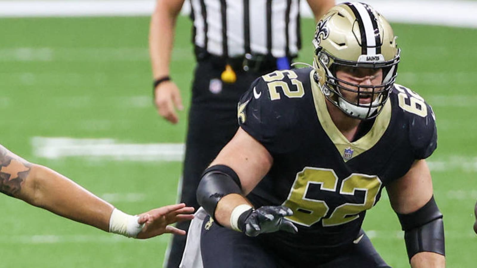 Saints release OL Nick Easton