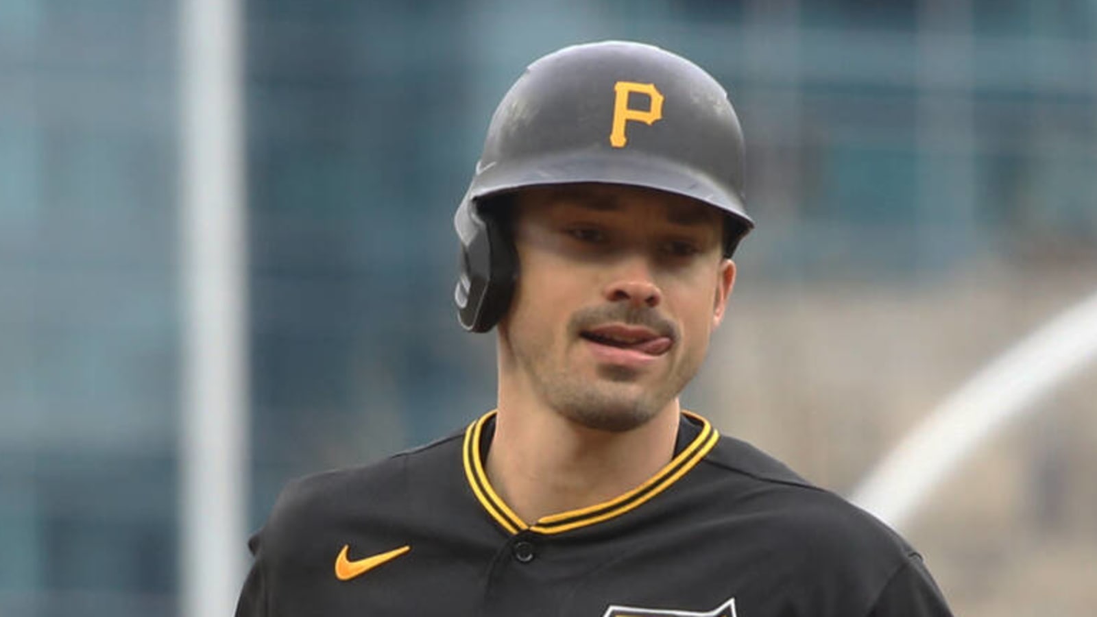 Rumor: Padres ready to risk it all in trade for Pirates All-Star Bryan  Reynolds